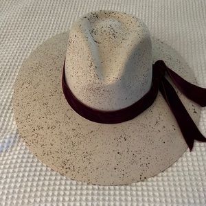 Size medium, Rocking C fashion, cowboy hat